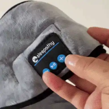 Sleepathy mask blocking noise